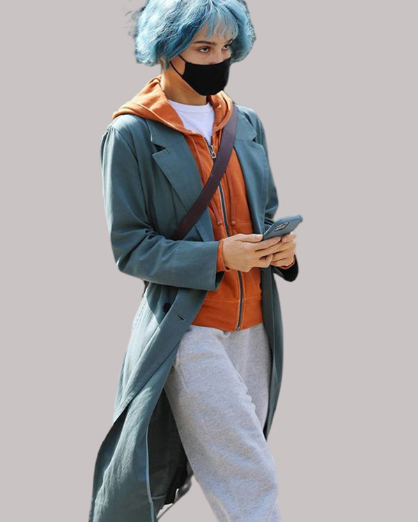 zoe-kravitz-kimi-2022-coat
